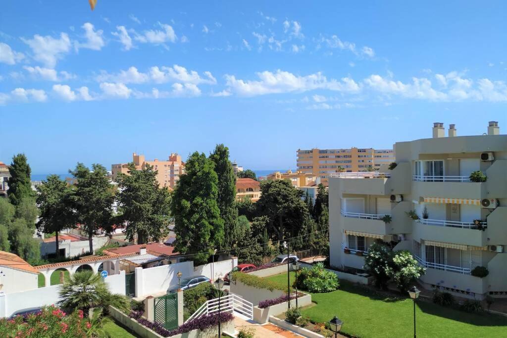トレモリノスDona Carlota Gardens, Sea Views, Pool, Restaurantアパートメント エクステリア 写真