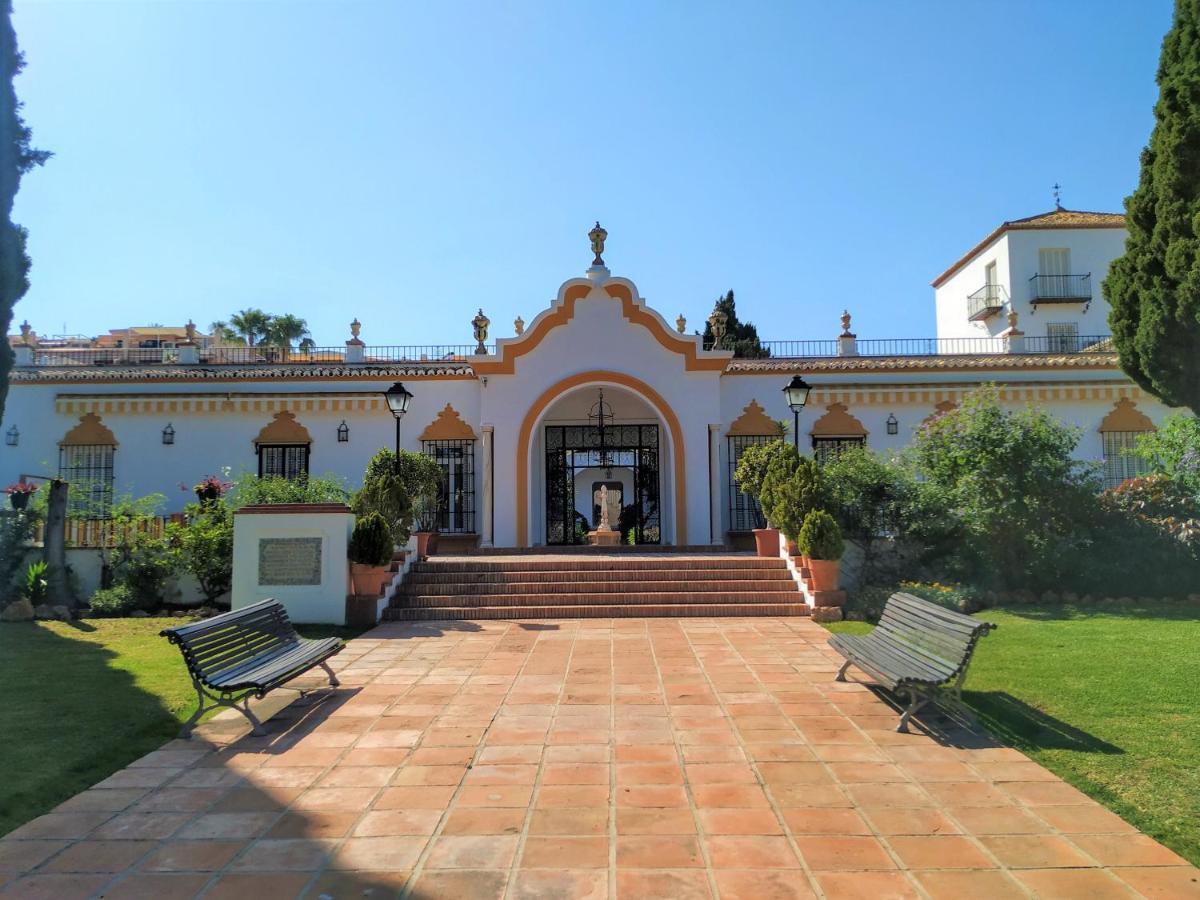 トレモリノスDona Carlota Gardens, Sea Views, Pool, Restaurantアパートメント エクステリア 写真